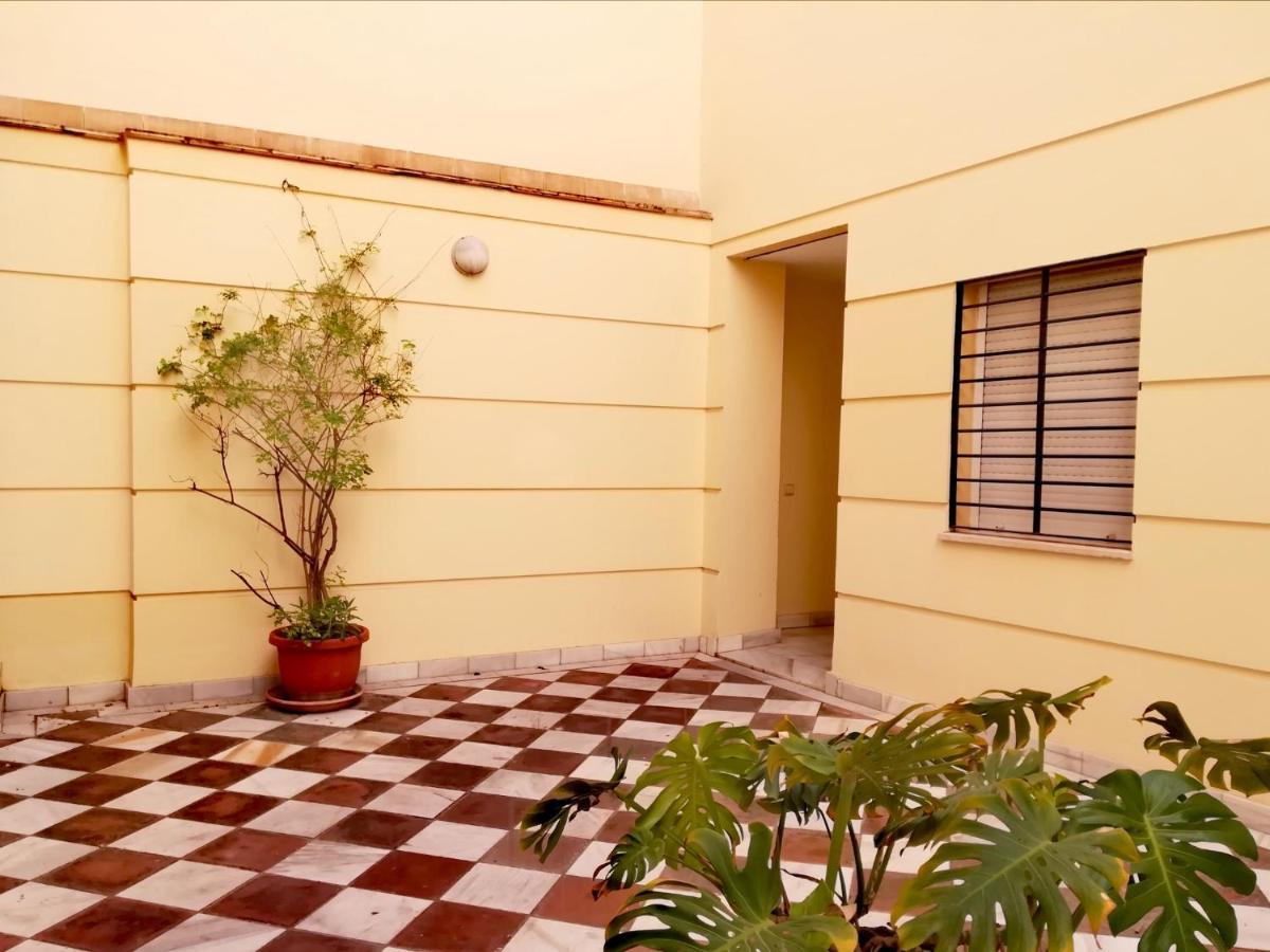 סביליה Apartamento San Luis. Plaza De Parking Gratis!!! מראה חיצוני תמונה