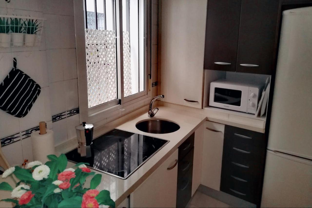 סביליה Apartamento San Luis. Plaza De Parking Gratis!!! מראה חיצוני תמונה