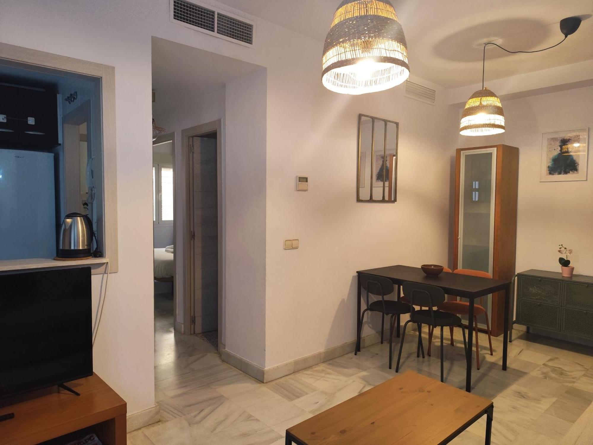 סביליה Apartamento San Luis. Plaza De Parking Gratis!!! מראה חיצוני תמונה
